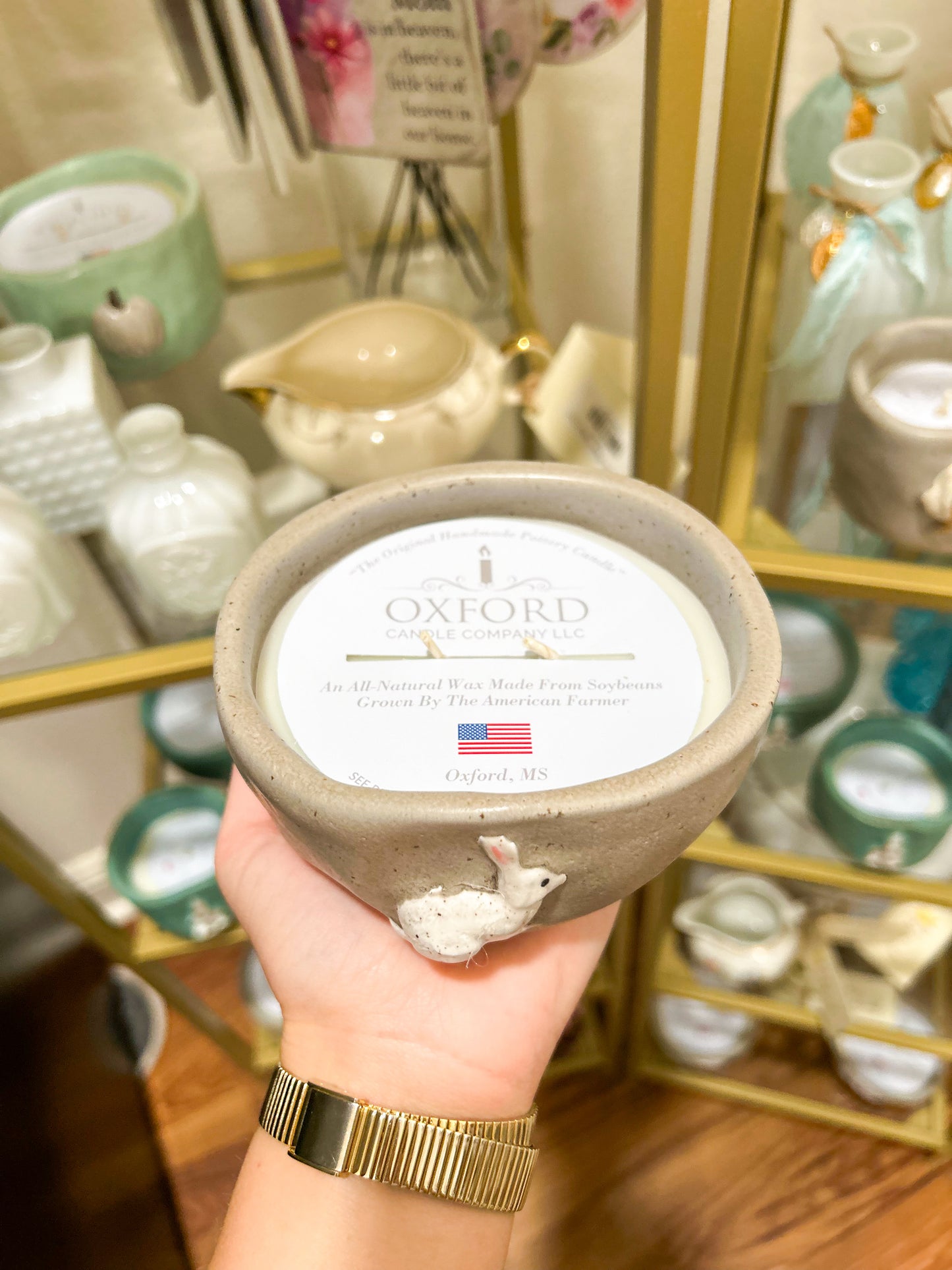 7oz Grey Bunny Pottery Candle-Lavish