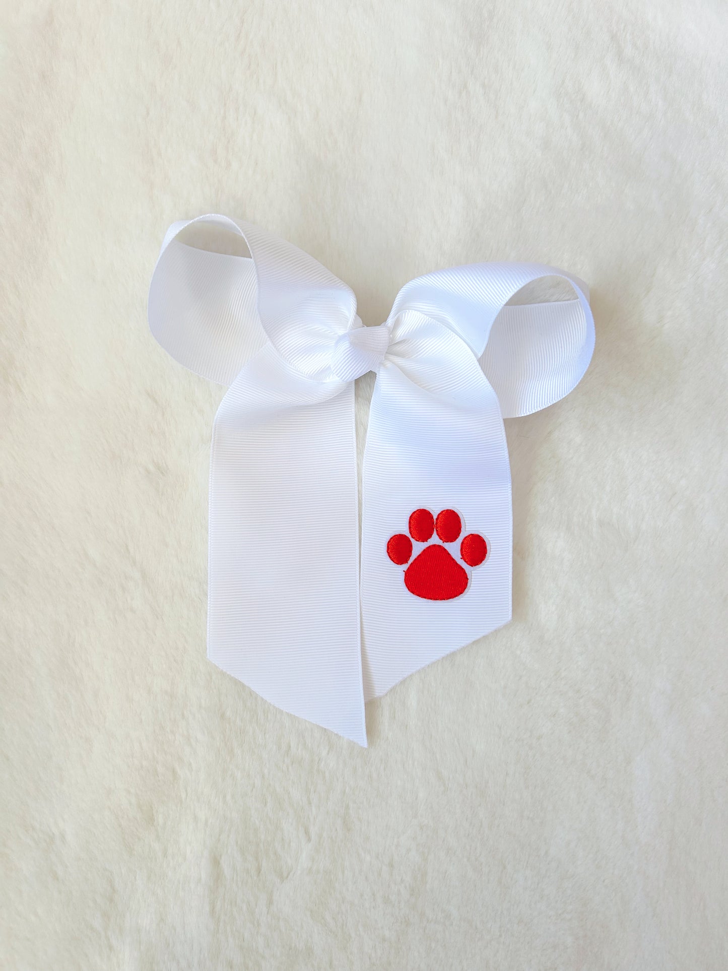 Maria Hanging Bow with Paw Print