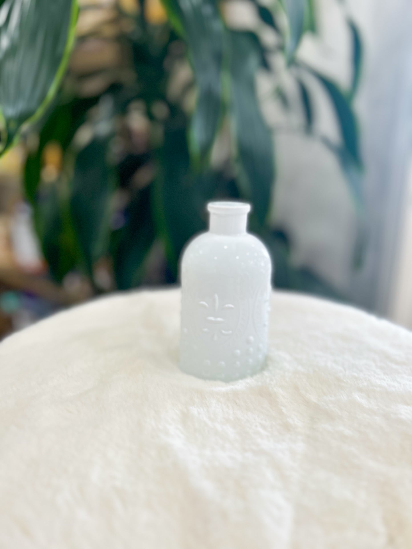 Irene Vintage Inspired Medium Bud Vase