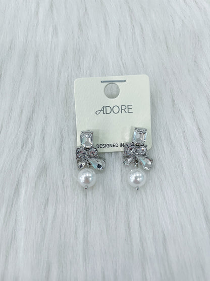 Dottie Stud Earrings