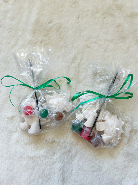 Fossil Friends Paint Your Own Plaster Set