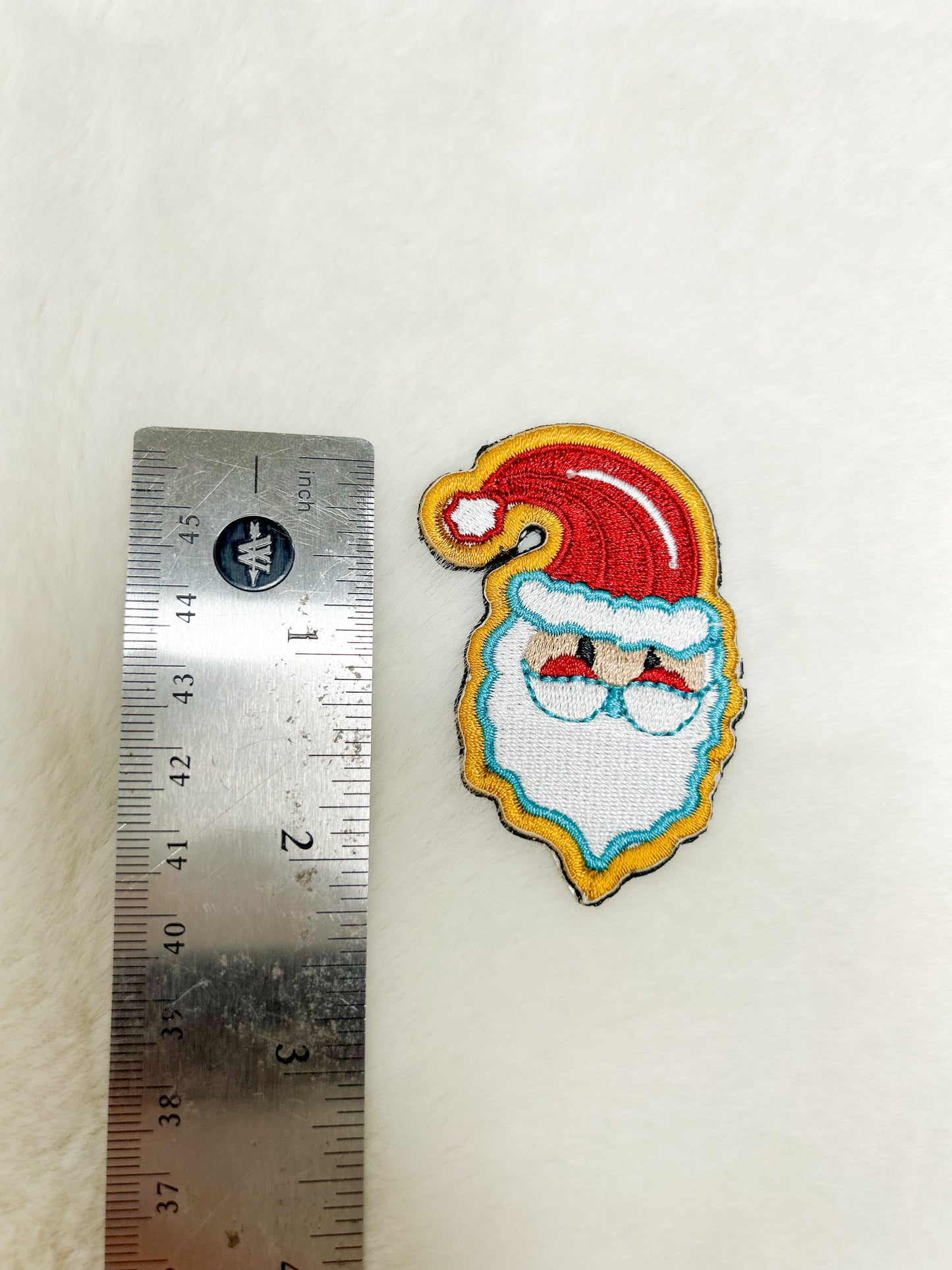 Patch-Mini Santa Face with Blue Beard Outline