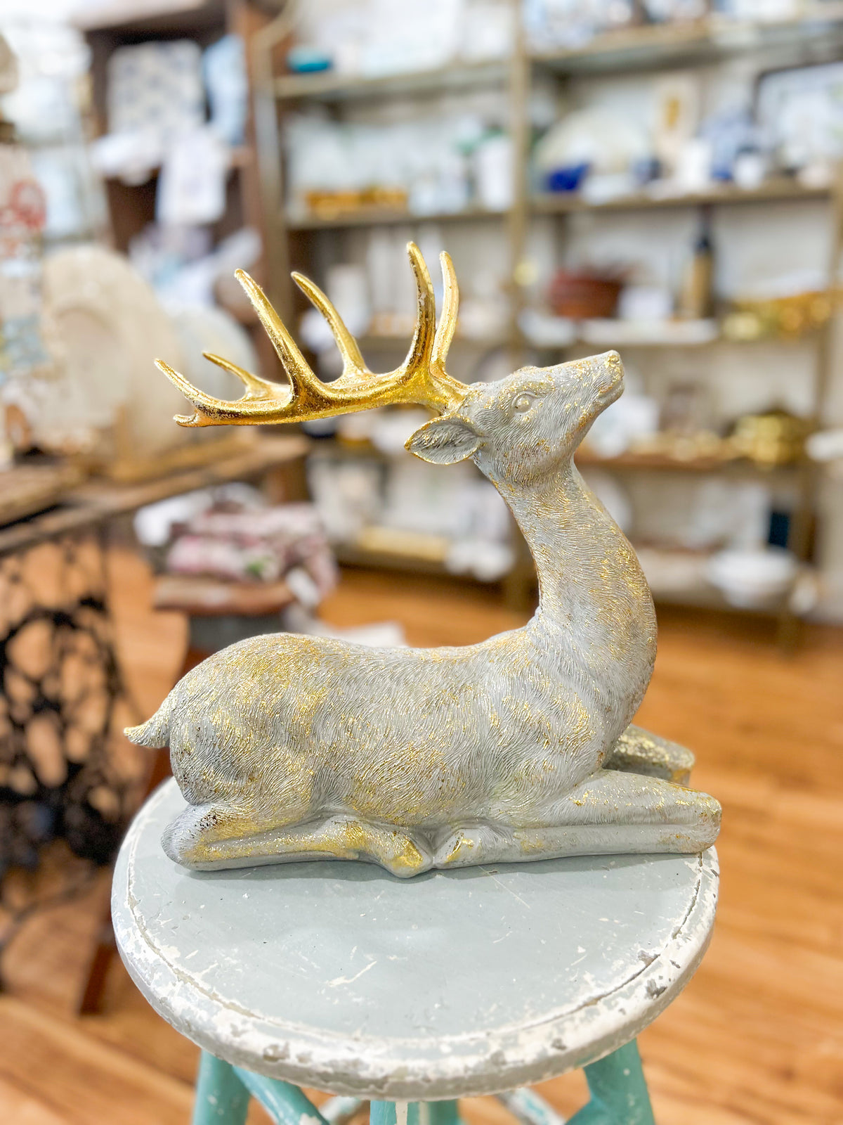 XL Laying Deer