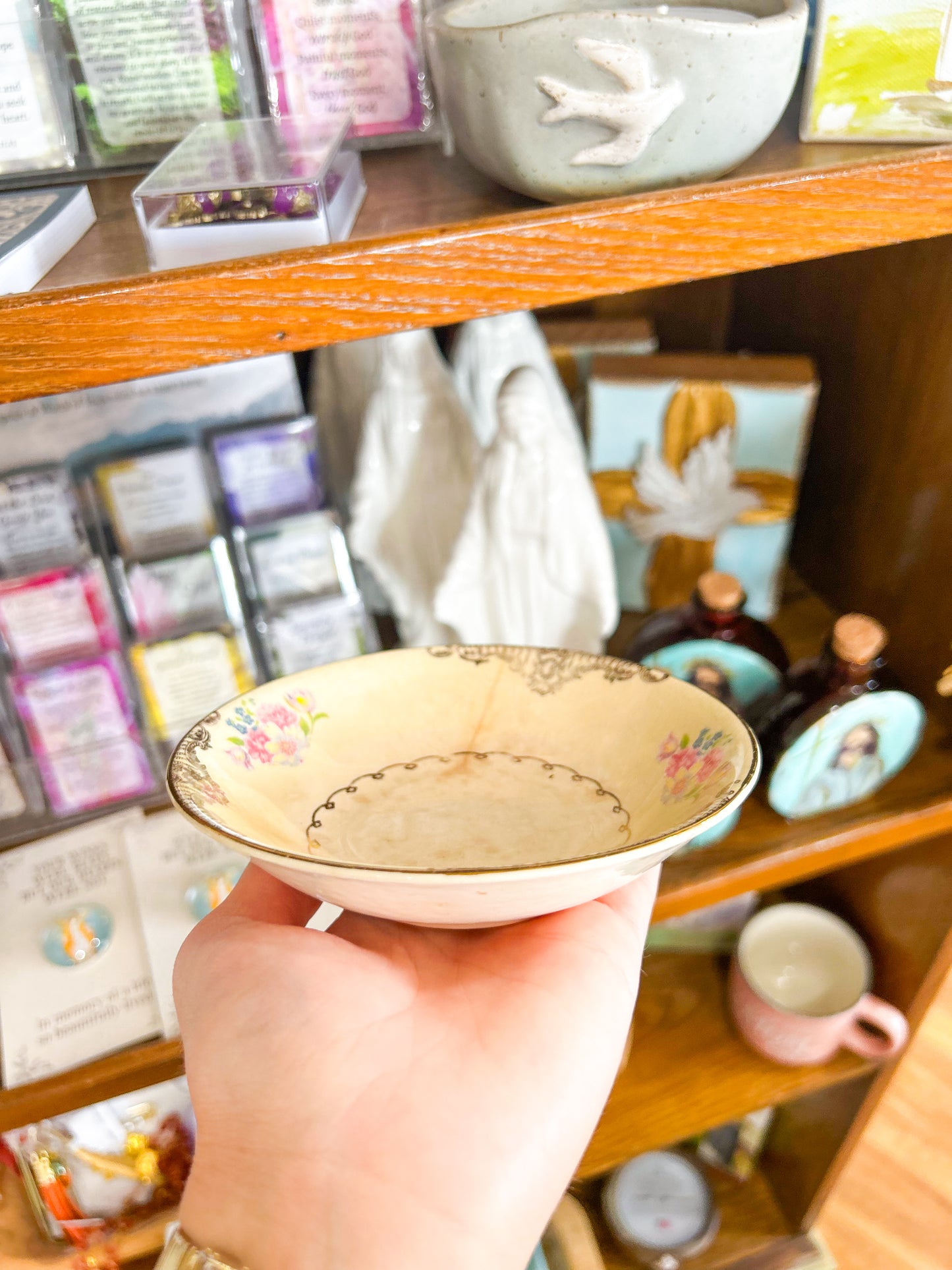 Gold Lynn Catchall Bowl