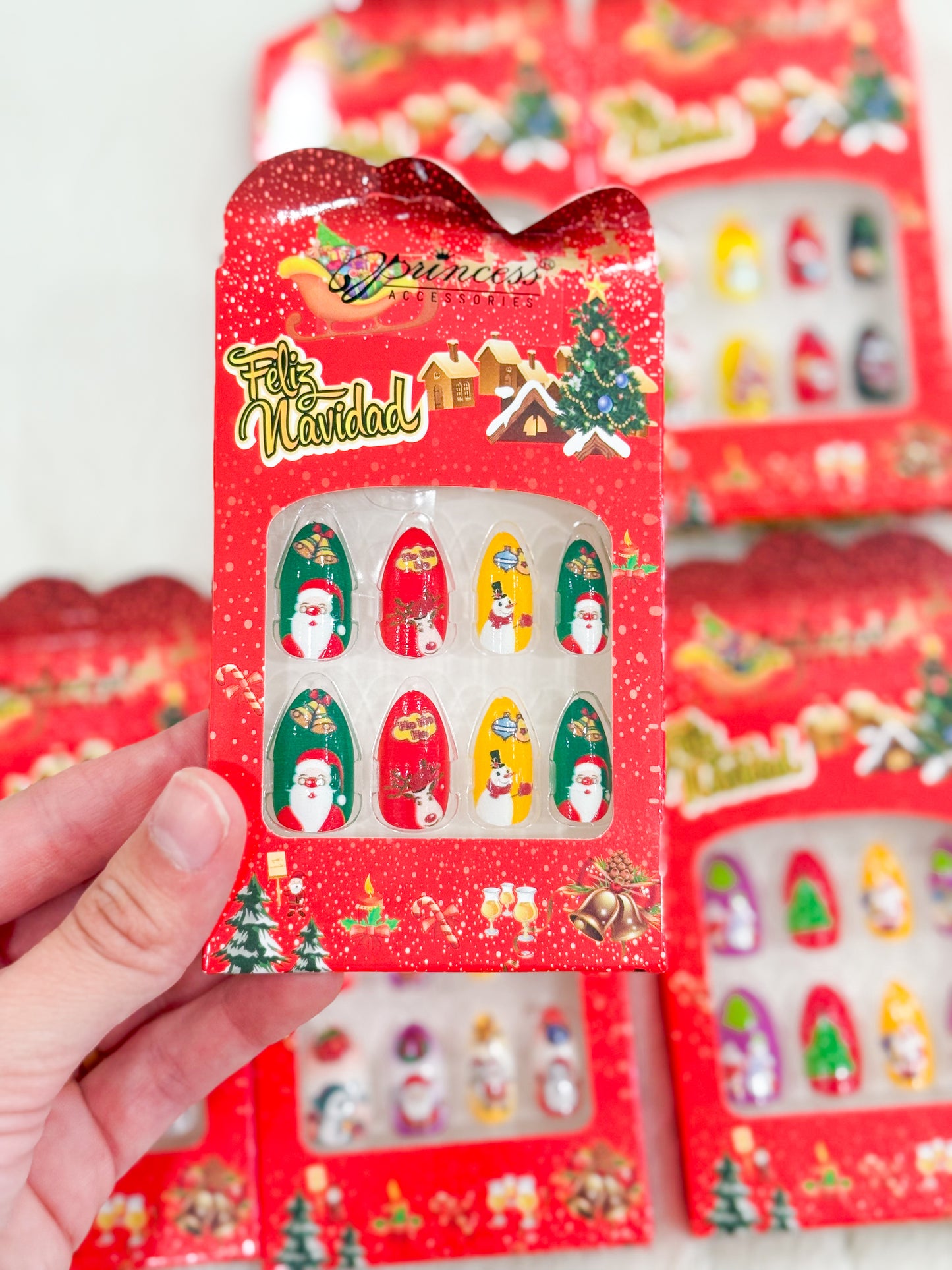 Felis Navidad Nails-1