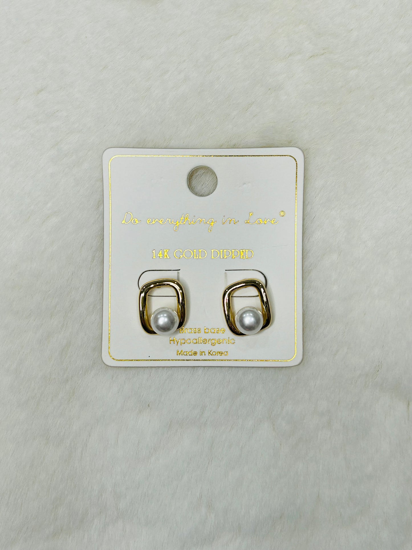 Maisie Pearl & Gold Square Stud Earrings