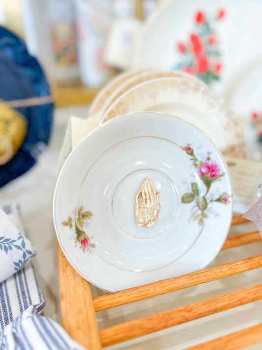 Adeline’s Heritage Rose Plate