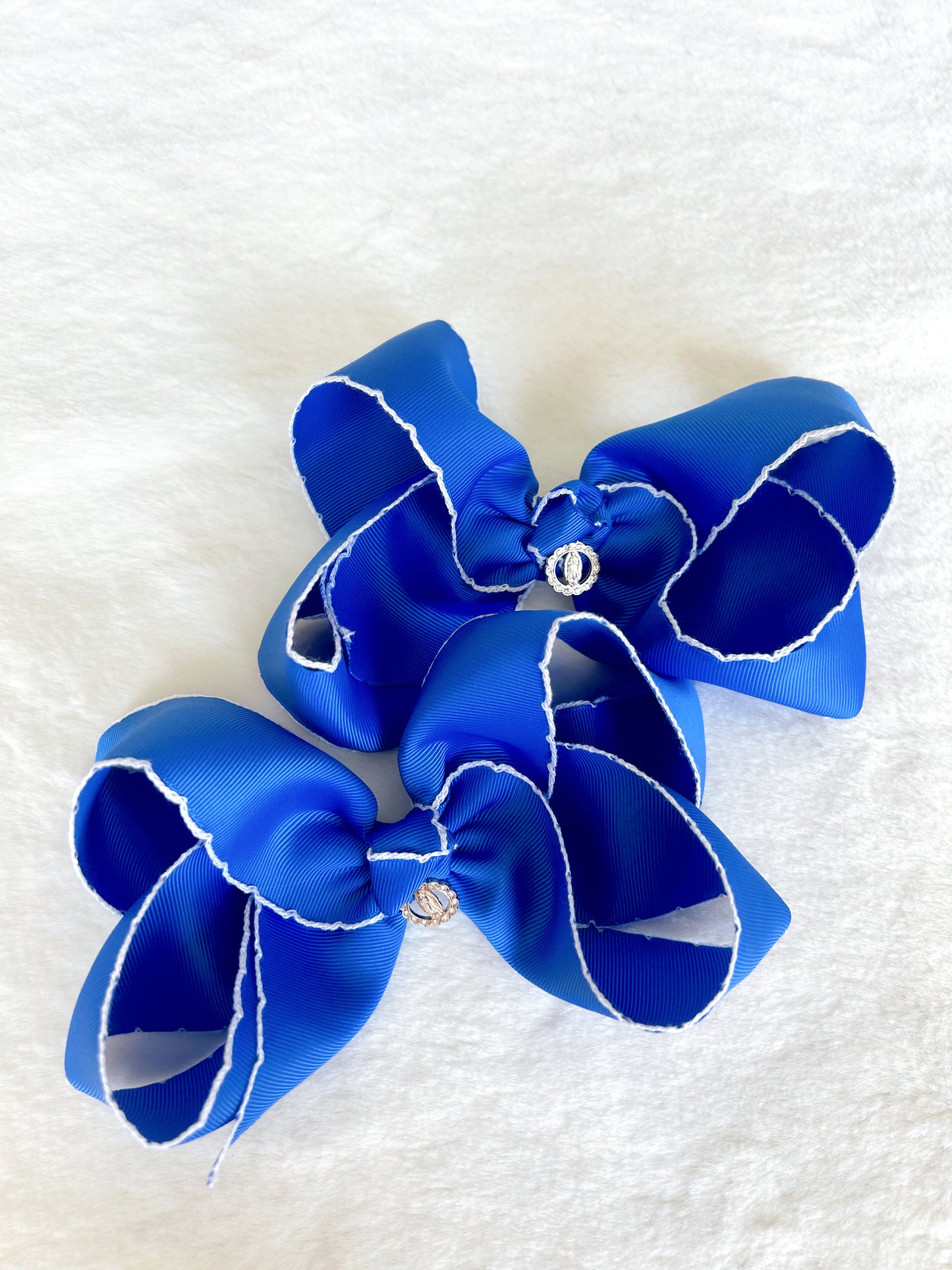 Rose Royal Blue Moonstich Classic Bow with White Trim and Charm