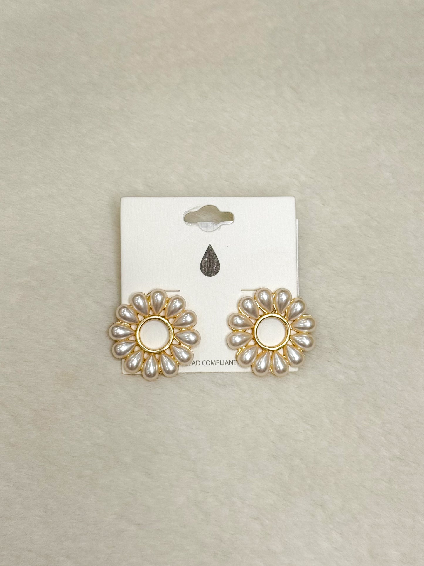 Soft Glow Pearl Halo Earrings