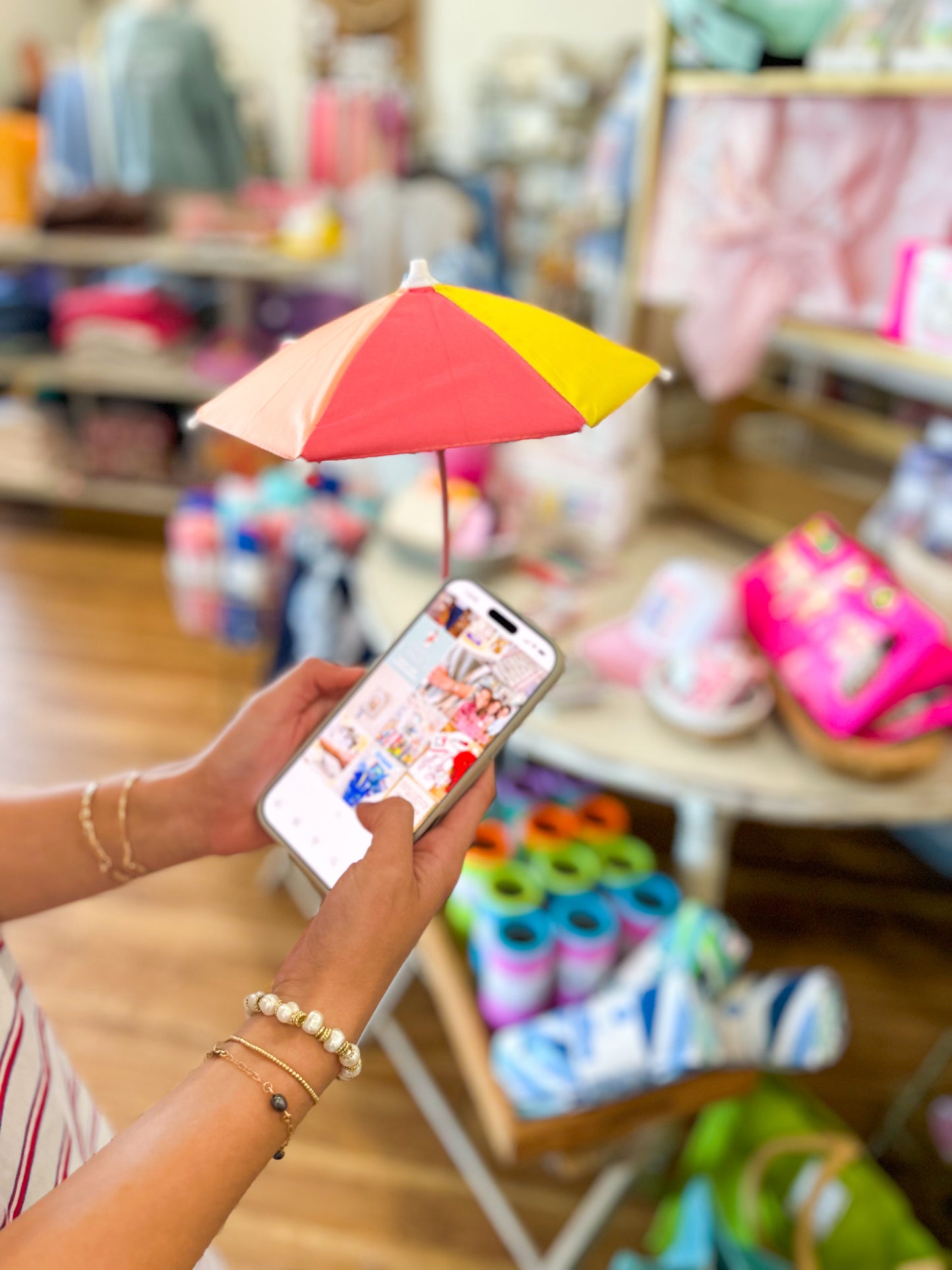 Screen Shade Magnetic Phone Umbrella