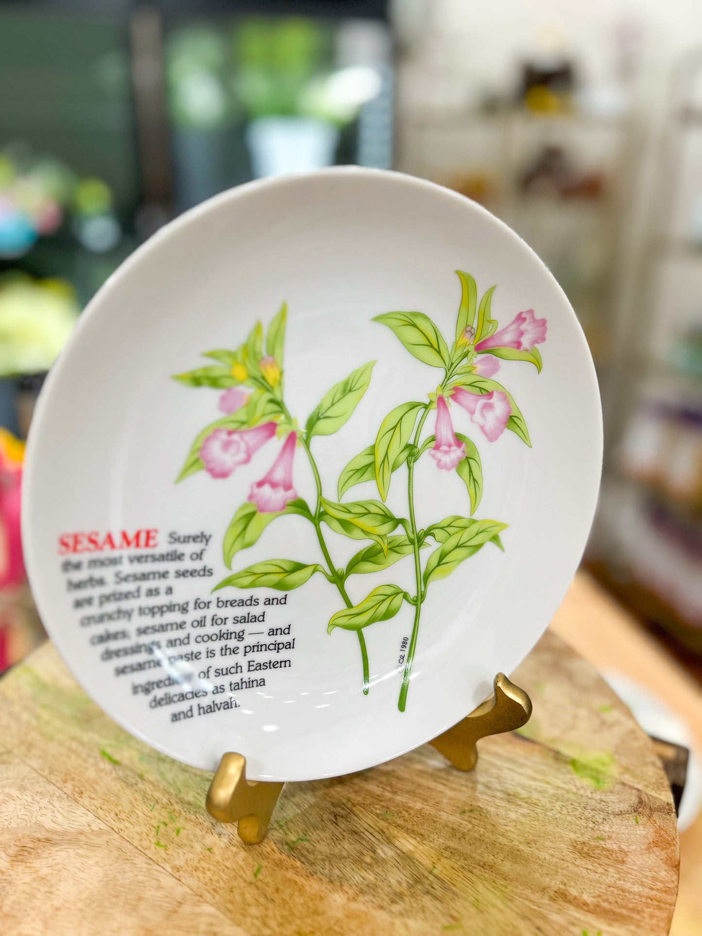 The Sesame Bloom Plate