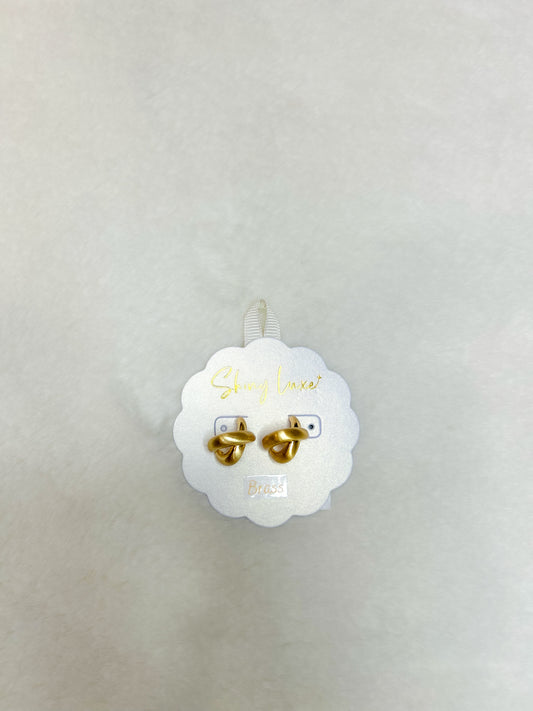 Reese Shiny Luxe Gold Hoop