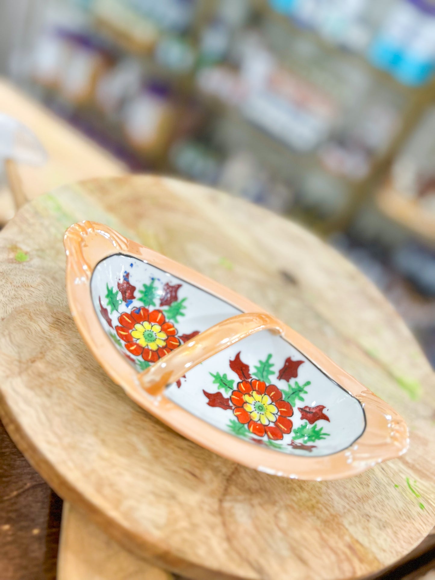 Petals and Pearls Dish