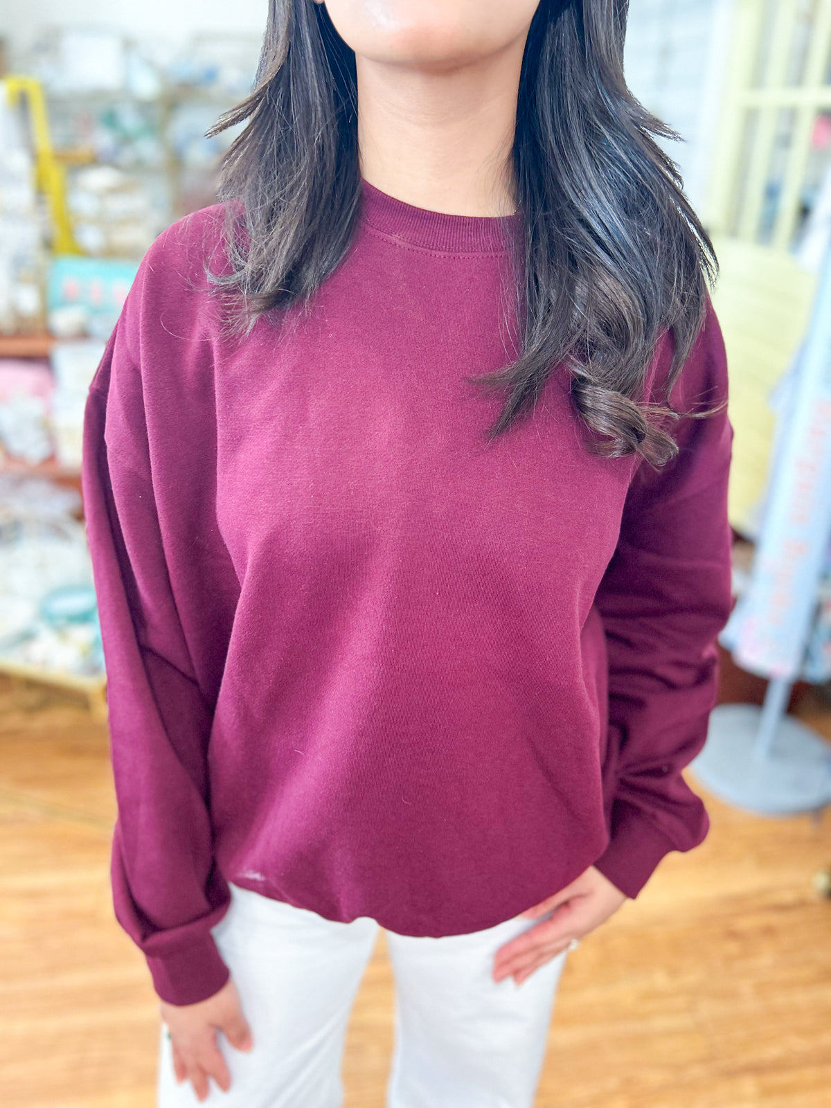 Relaxed Fit Crewneck Sweatshirt- T050