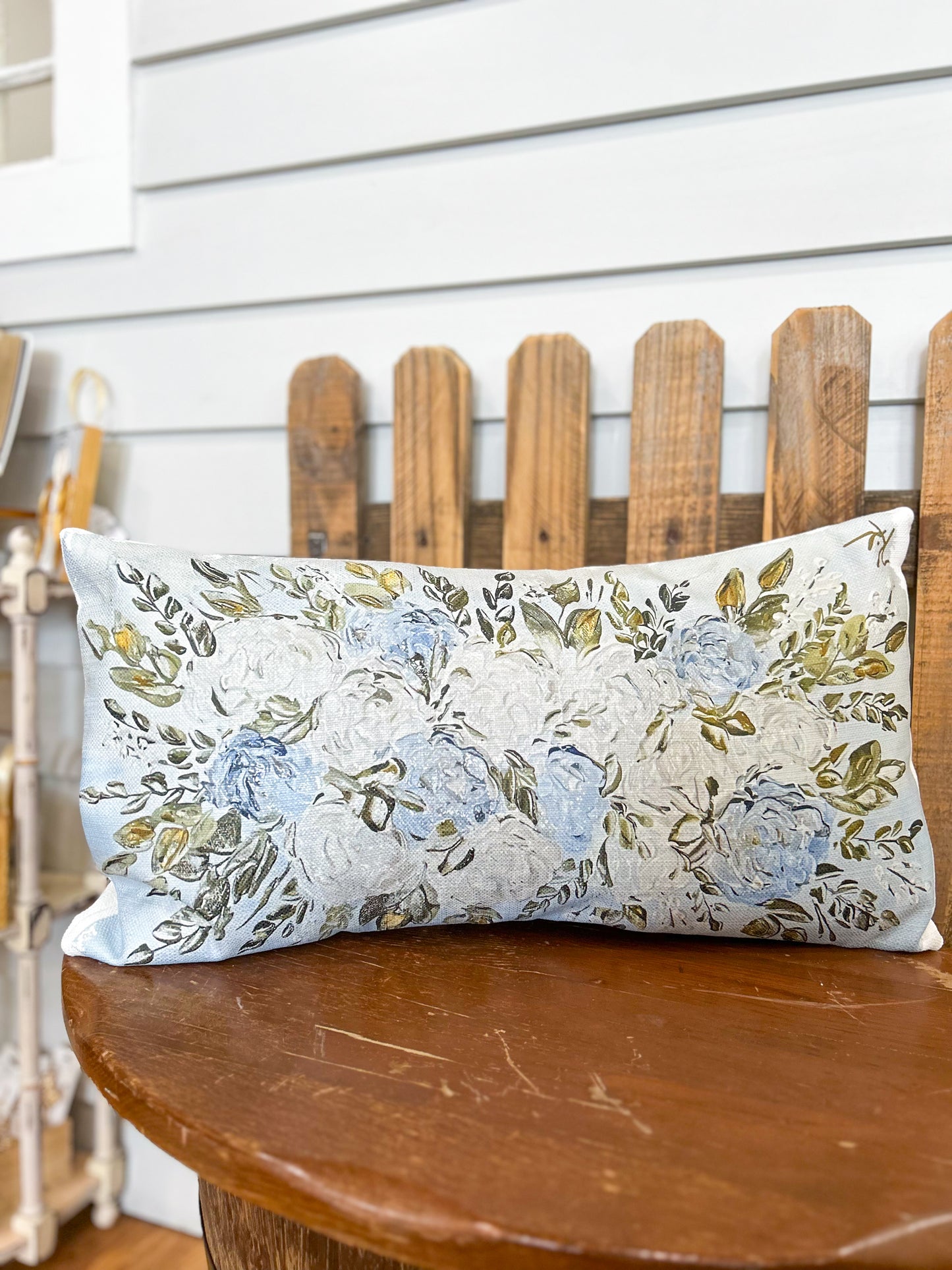 Ga Blue and White Hydrangeas Lumber Pillow