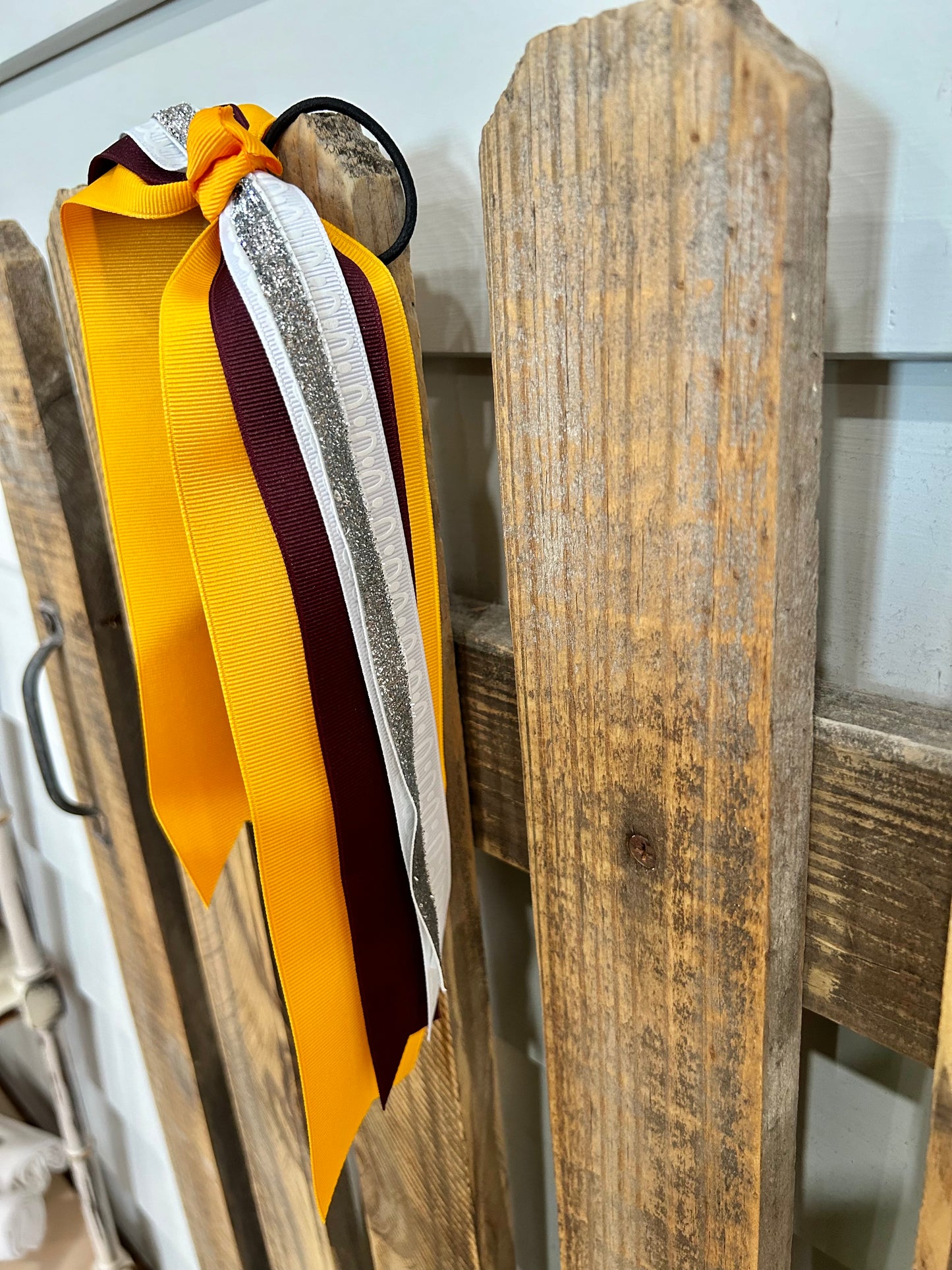 Maroon and Gold Streamer