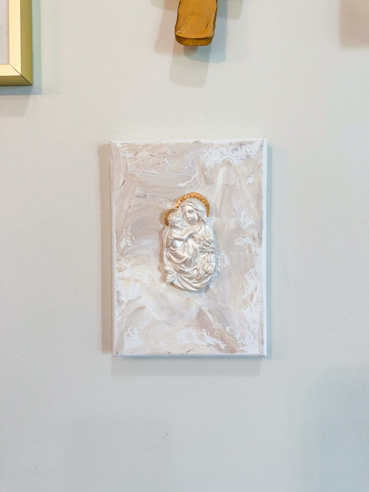 Madonna & Child on 7x5 Light Pink Canvas