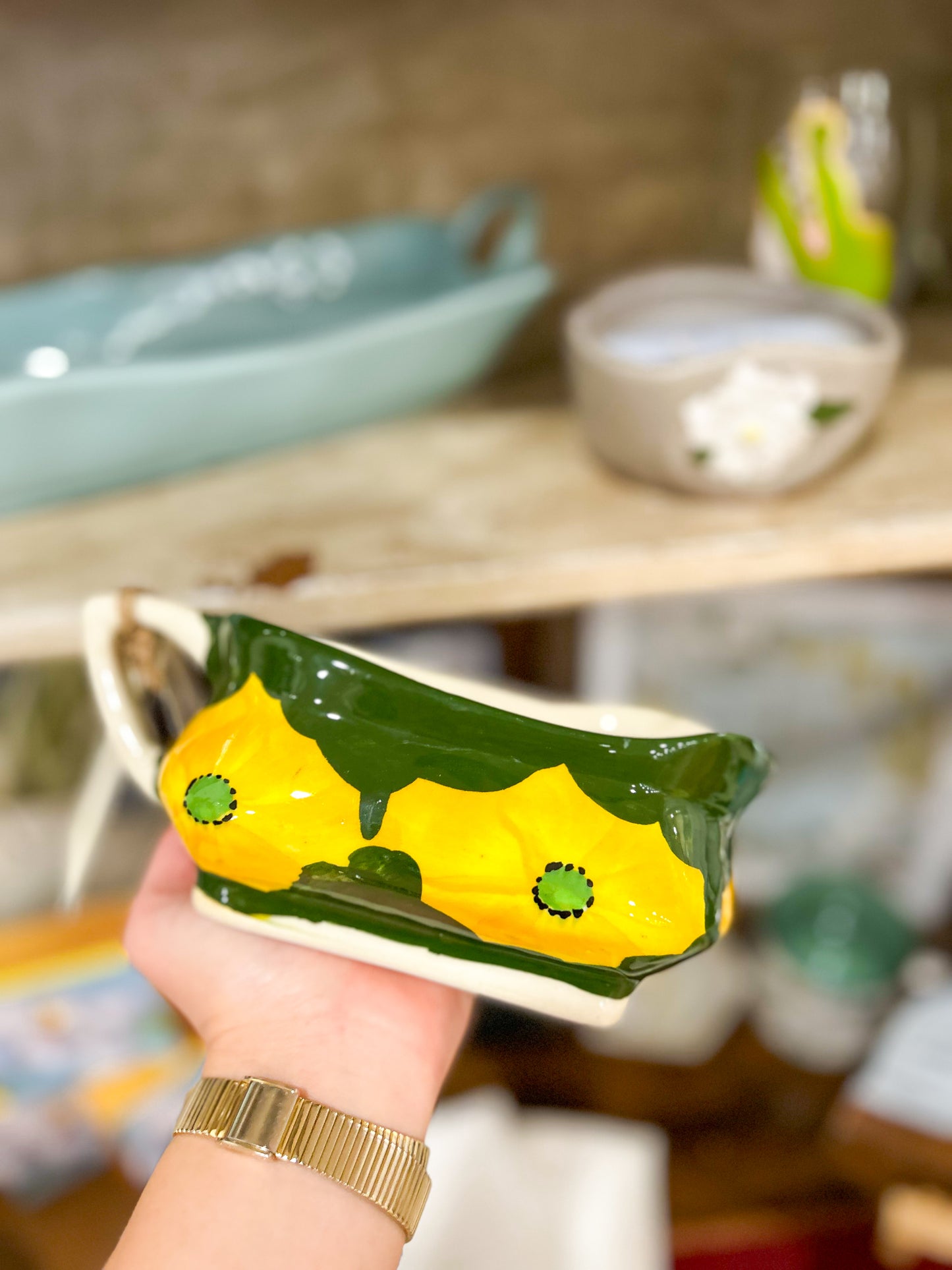 Vintage Ceramic Daisy Gravy Boat