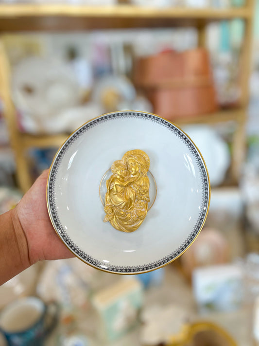 Madonna & Child Christine Plate