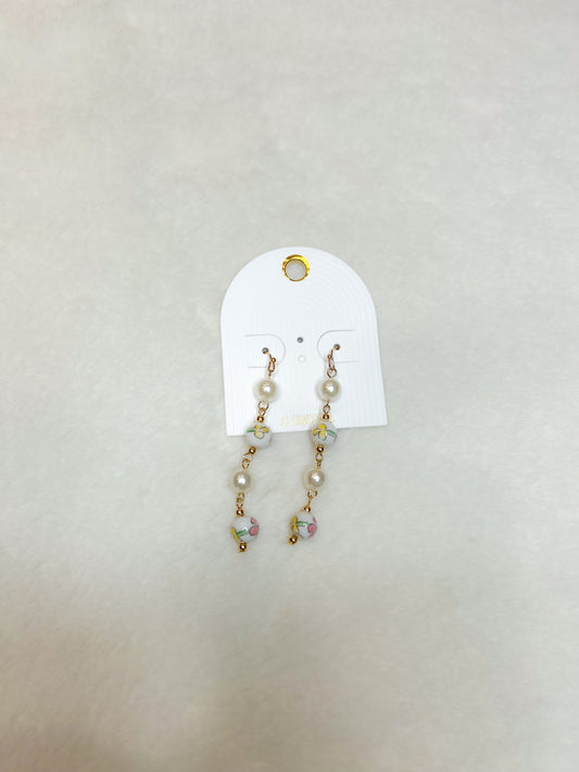 Wren Floral Pearl Drop Earrings