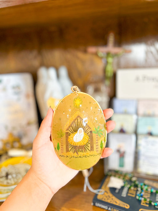 Artisan Disc Ornament with Nativity Scenes- 3