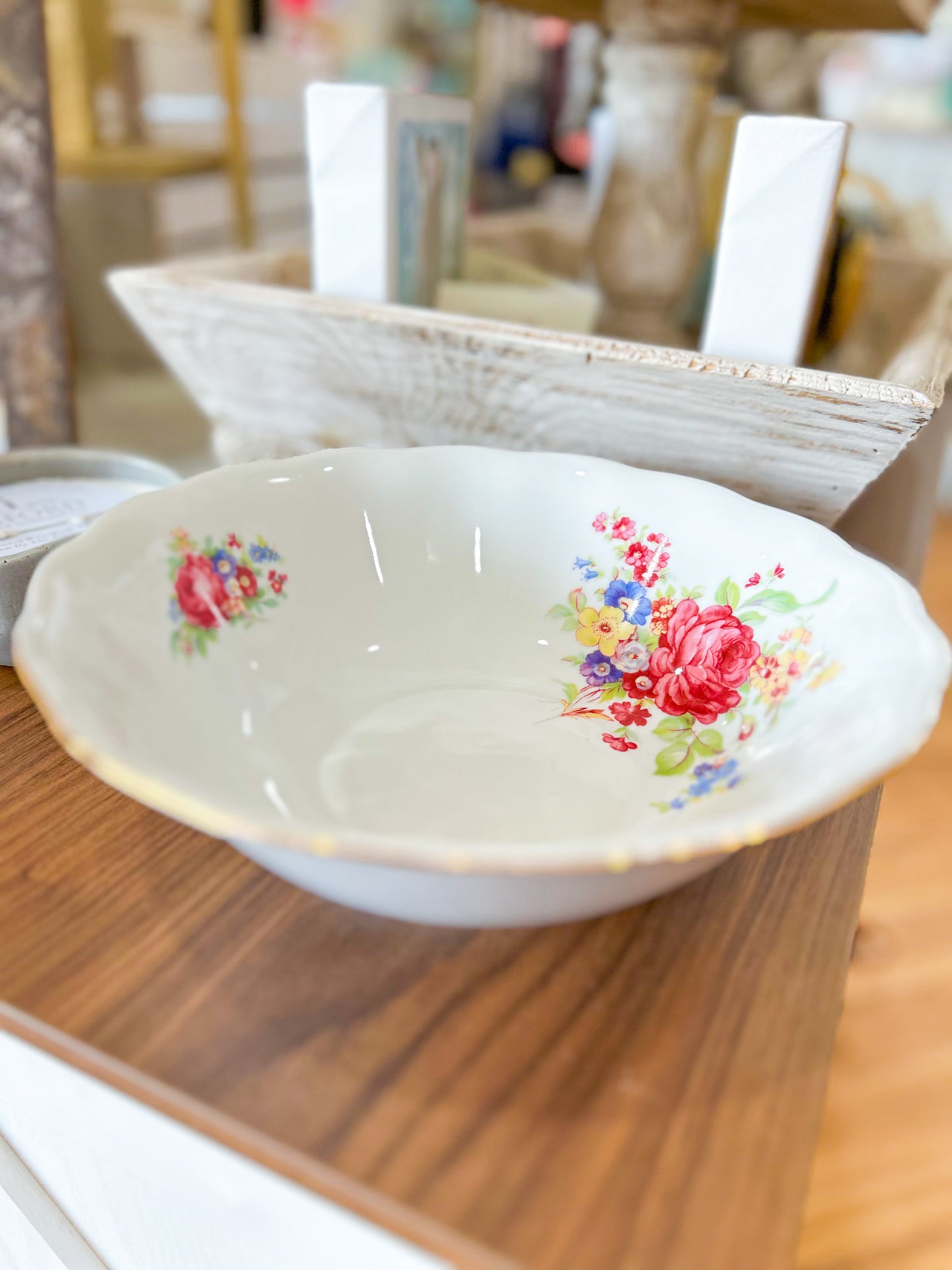 Golden Petal Serving Bowl