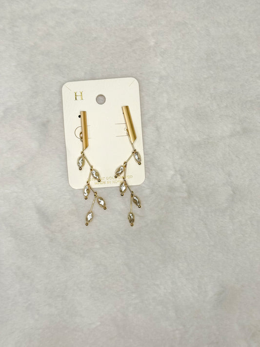 Classic Pearl Drop Earrings