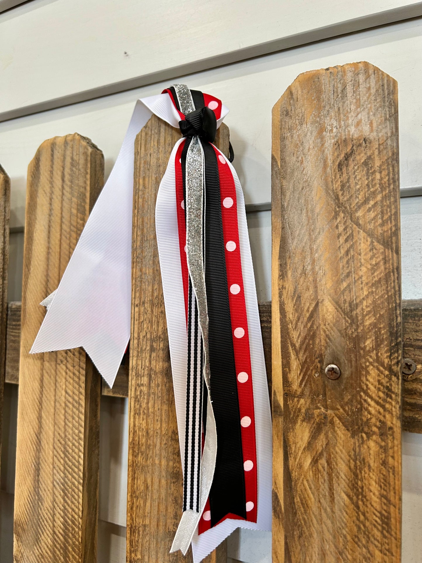 Red and Black Streamer