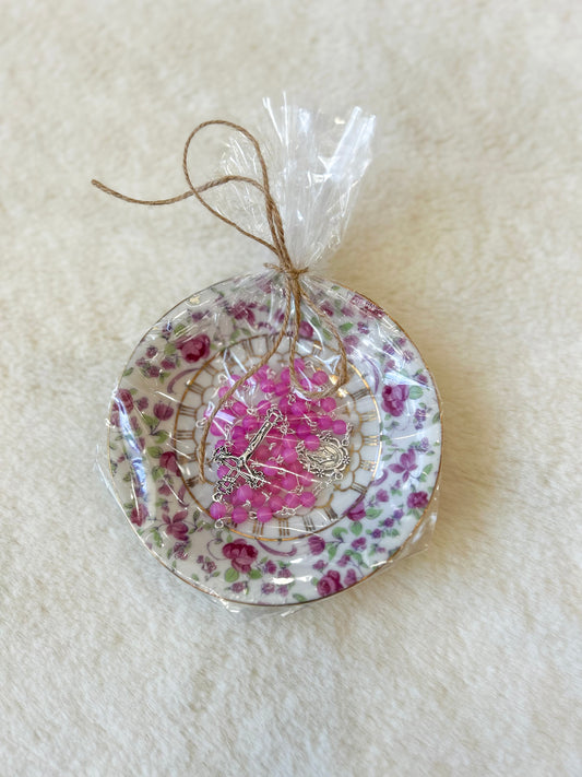 Ellie Mae Rosary Holder