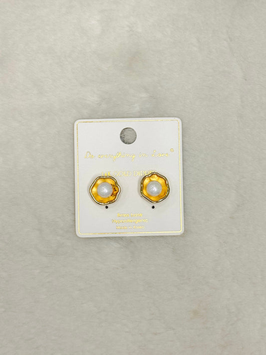 Ivy Unique Gold and Pearl Stud Earrings