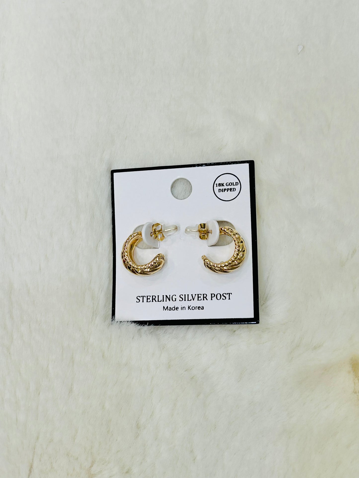 Quinn Gold Textured Huggie Hoop Earrings