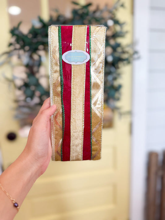 Cozy Christmas Wreath Ribbon Trio Style