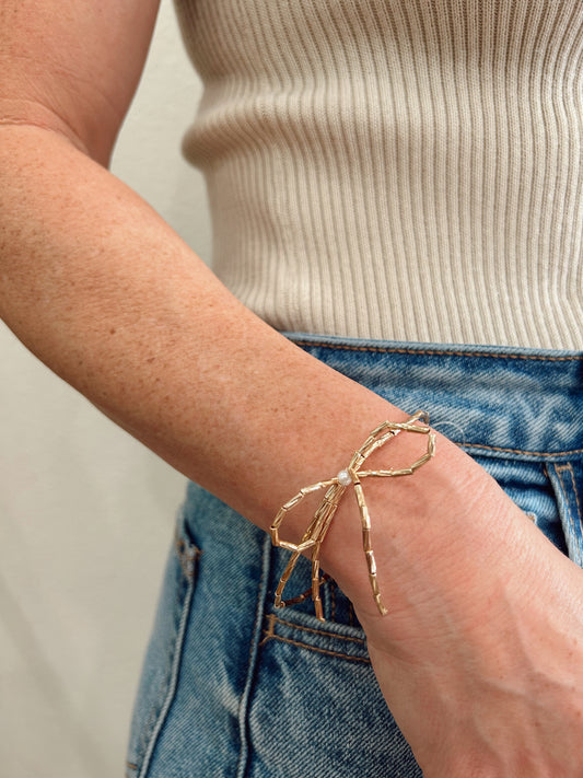 Dainty Bow Bracelet