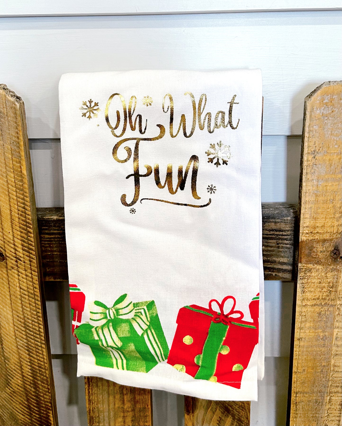 Glamour Christmas Oh What Fun Hand Towel