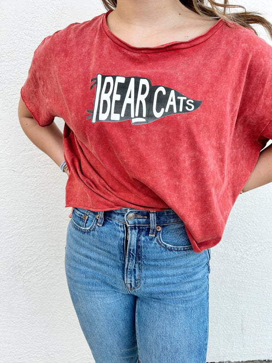 Red Crop Vintage Bearcat Flag Tee