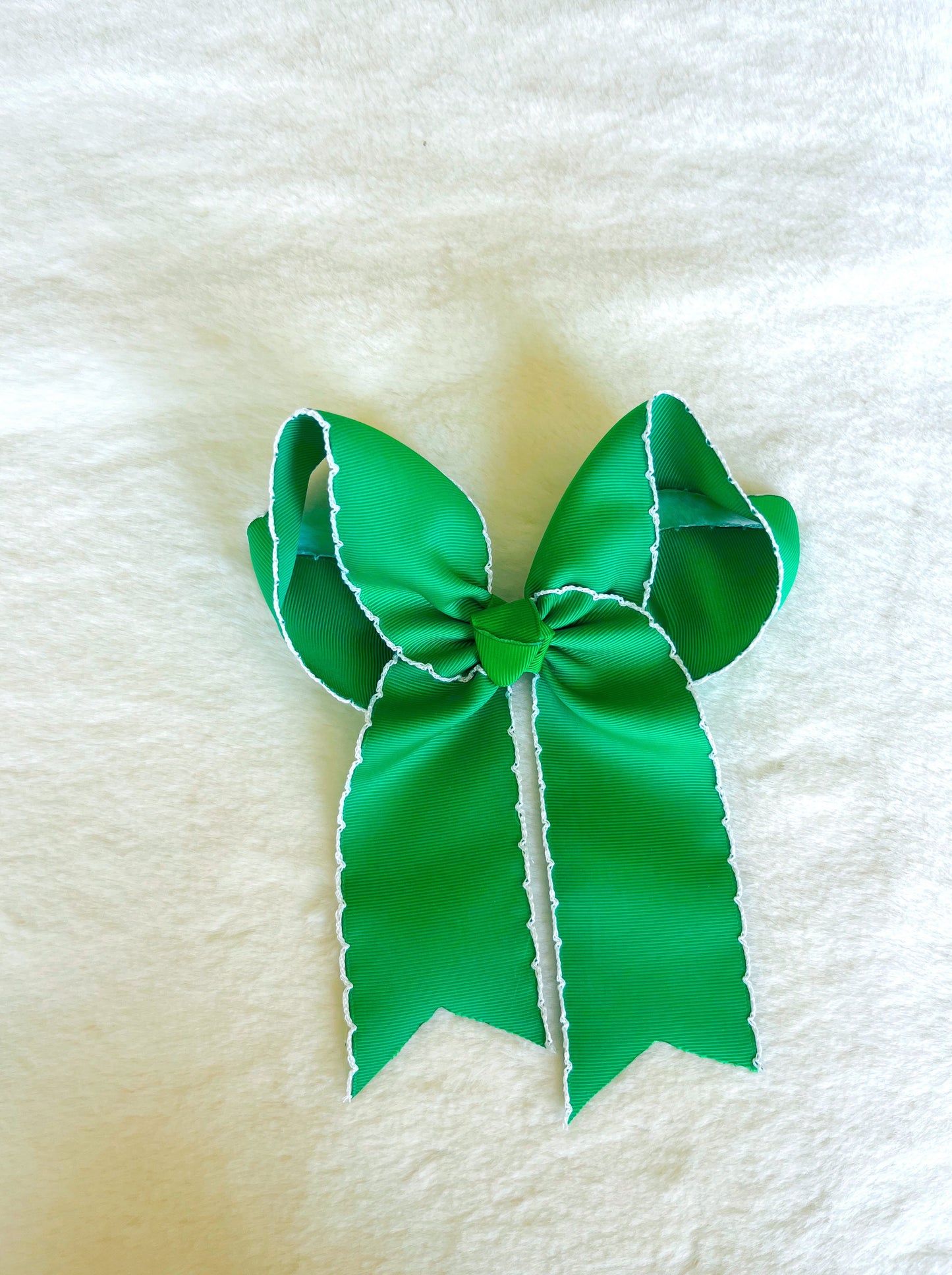 Maria Moonstitch Hanging Bow