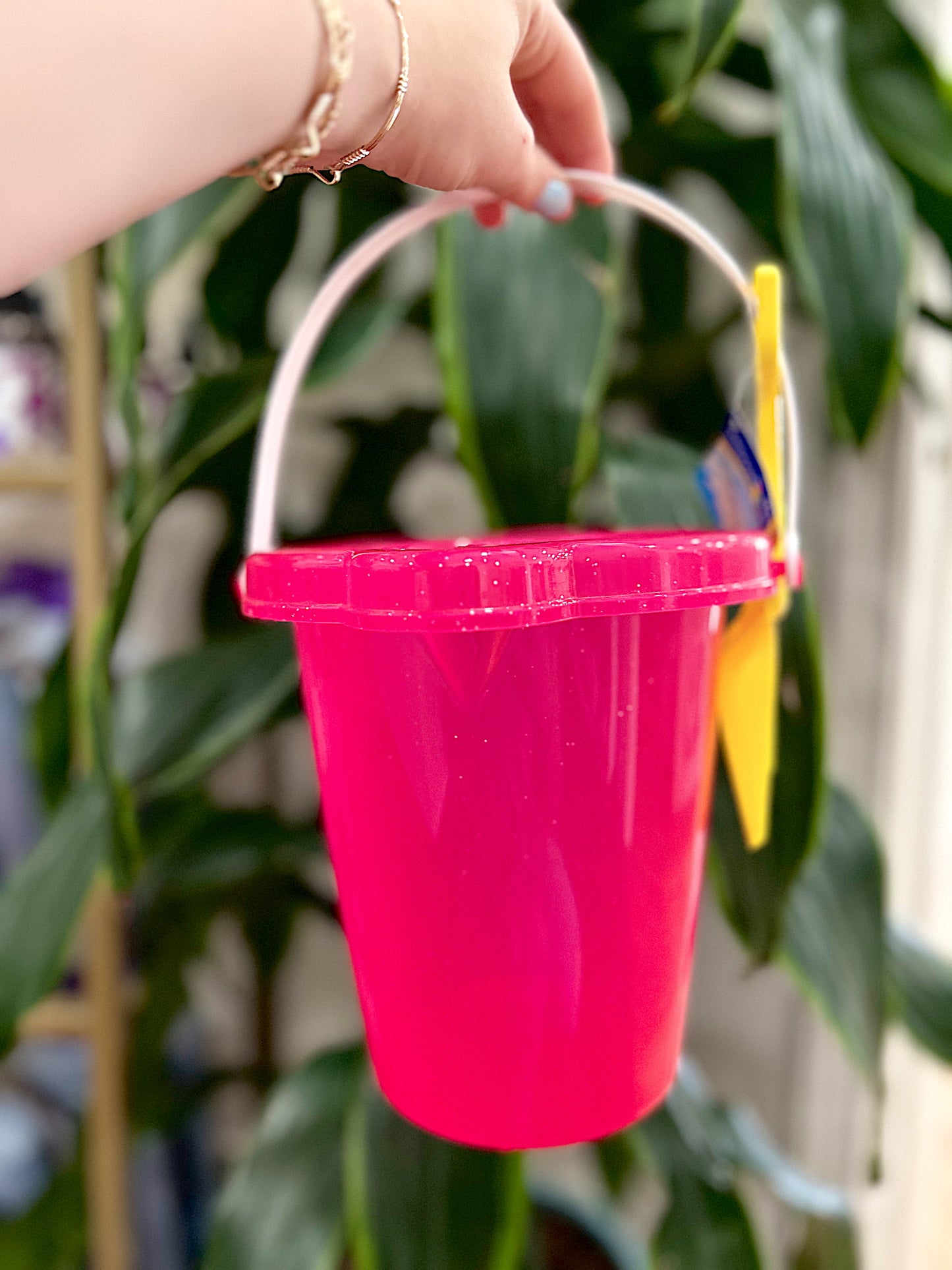 Sand Bucket Wrap