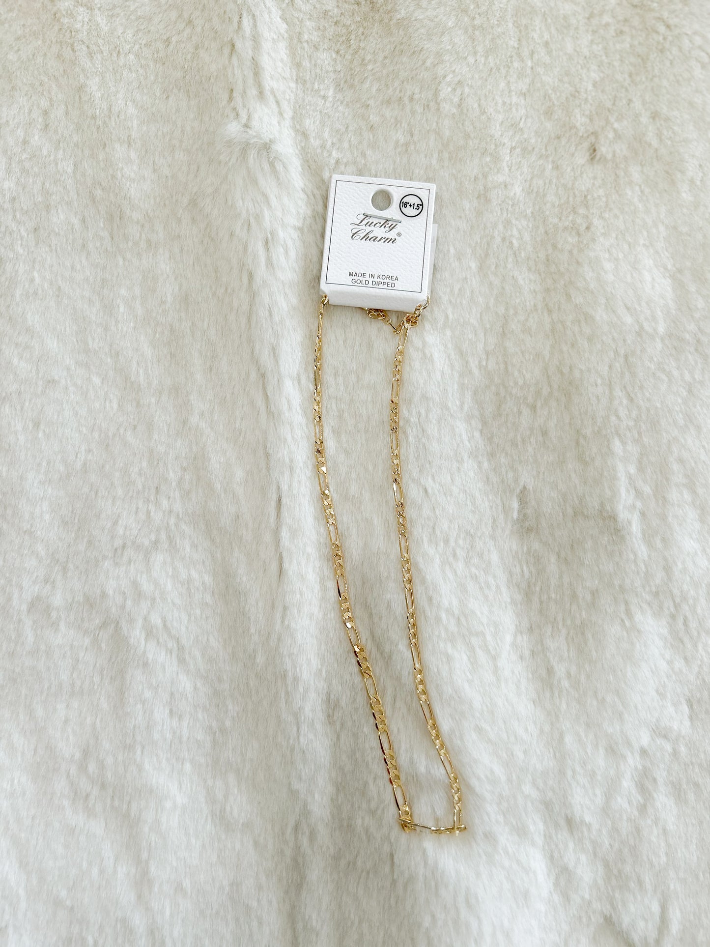 Lux Chain link Gold Necklace