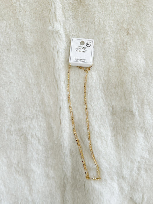 Lux Chain link Gold Necklace